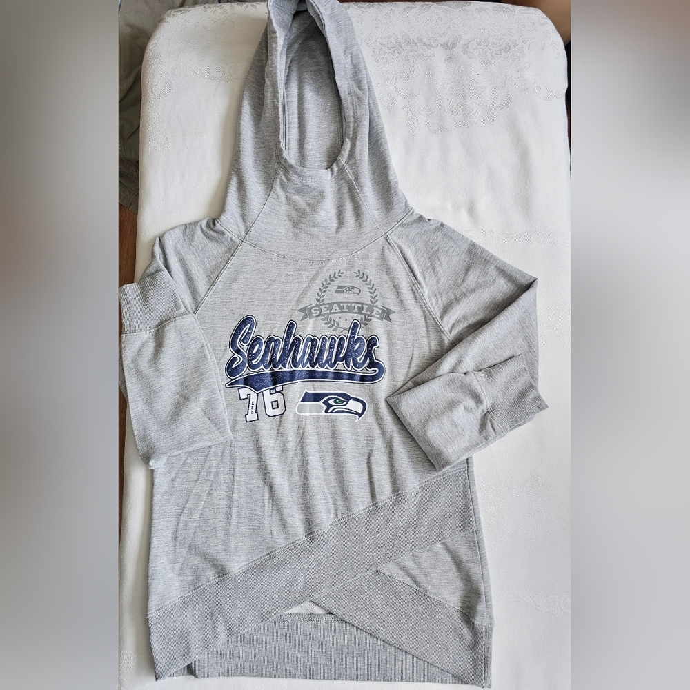 NFL Seattle Seahawks Gray Girls Hoodie Sz 16 Or XL Like New